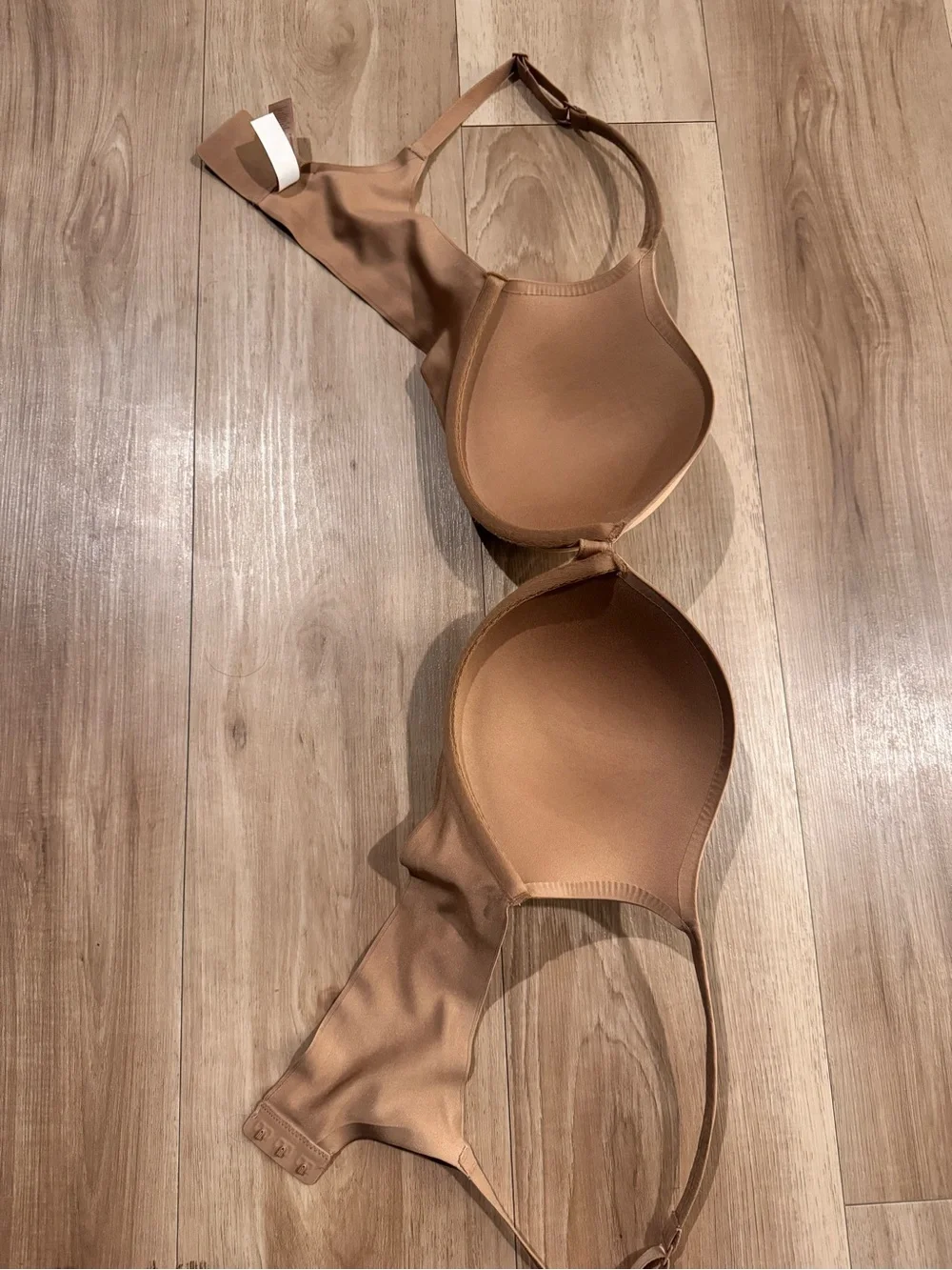 SKIMS Nipple Bra - Picture 2 of 4